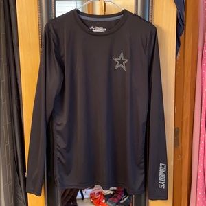 EUC Men’s Small Dallas Cowboys 100% polyester